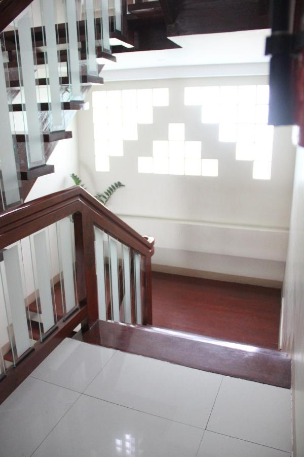 Happytelle Hotel Dipolog Exterior photo